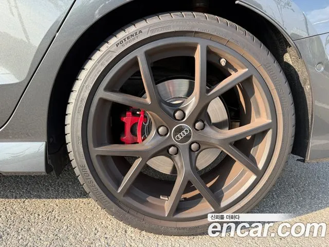 Audi RS3 2026 thumb 5