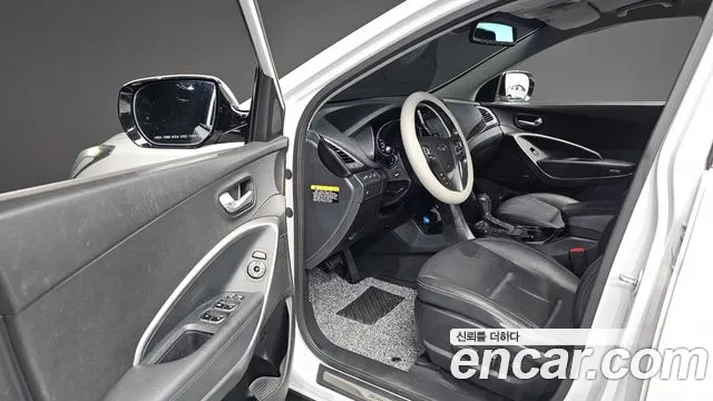 Hyundai DM 2013 thumb 8