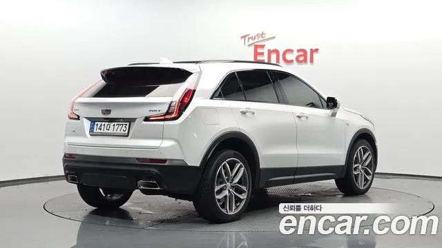 Cadillac XT4 2023 thumb 10