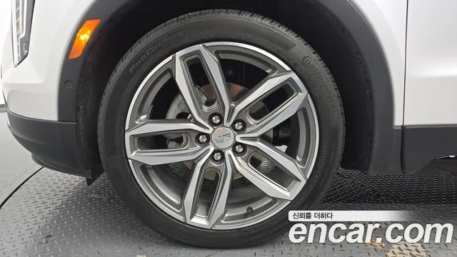 Cadillac XT4 2023 thumb 11