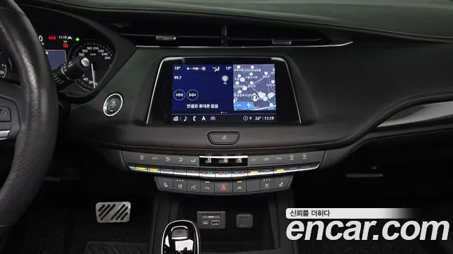 Cadillac XT4 2023 thumb 7