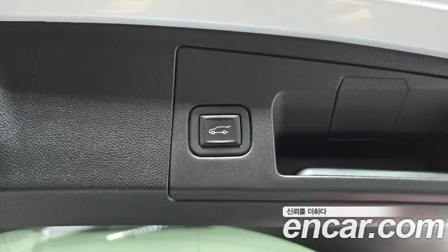 Cadillac XT4 2023 thumb 3