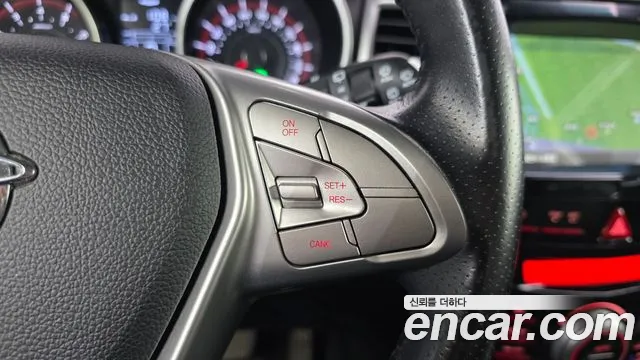 KGM Tivoli 2016 thumb 7