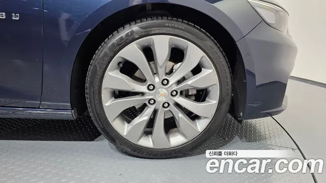 Chevrolet Malibu 2018 thumb 8