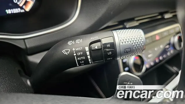 Genesis GV80 2021 thumb 12