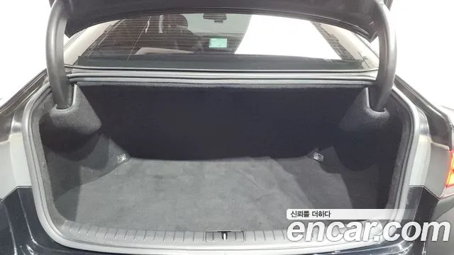 Hyundai Genesis 2014 thumb 2