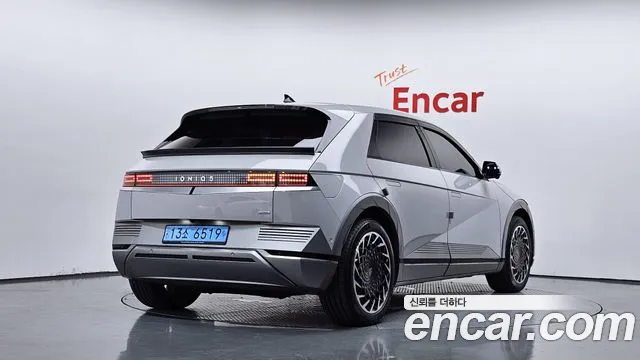 Hyundai Ioniq5 2022 thumb 4