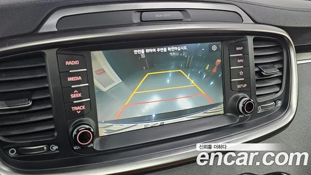 Kia Sorento 2017 thumb 12