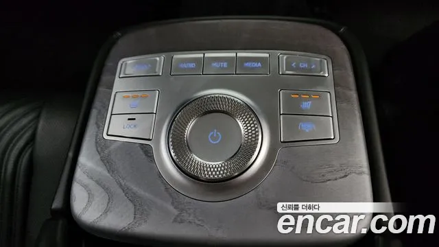 Genesis G80 2021 thumb 10
