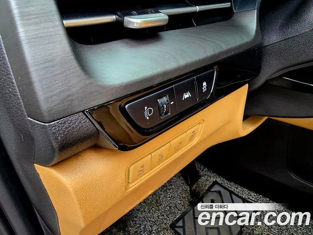 Kia Carnival 2021 thumb 7