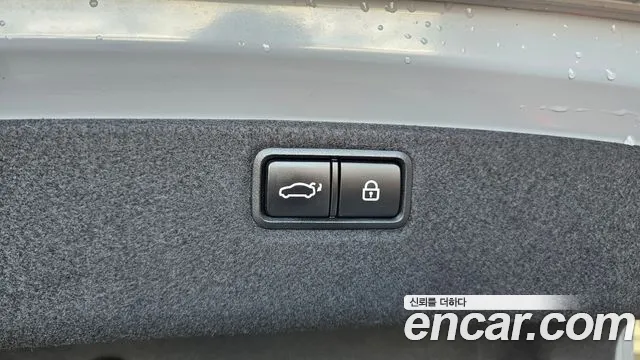 Genesis G80 2016 thumb 5