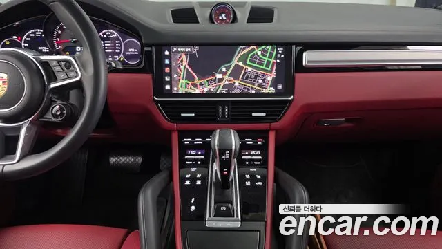 Porsche Cayenne 2023 thumb 4