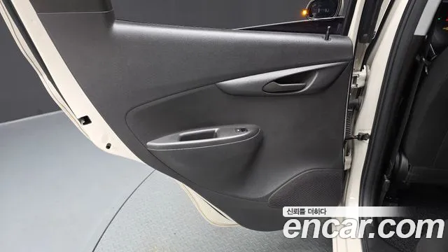 Chevrolet Spark 2015 thumb 10