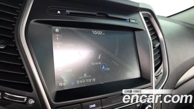 Hyundai Santafe 2017 thumb 11