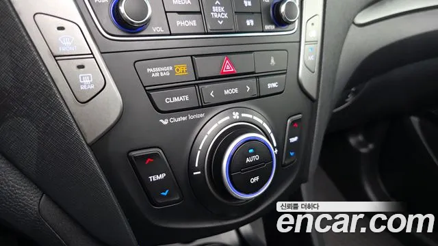Hyundai Santafe 2017 thumb 8