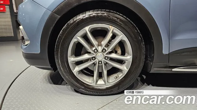 Hyundai Santafe 2016 thumb 7