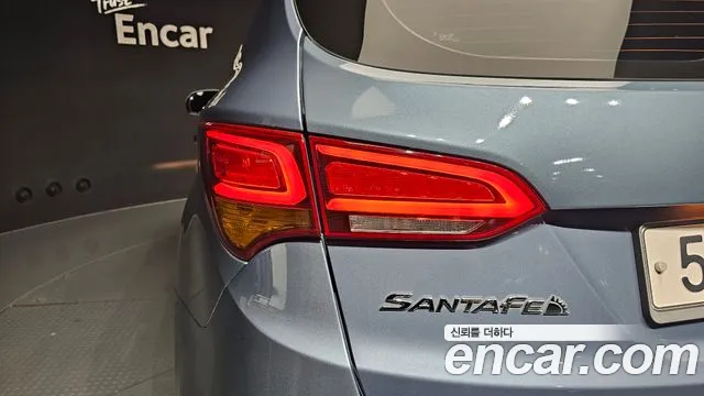 Hyundai Santafe 2016 thumb 10