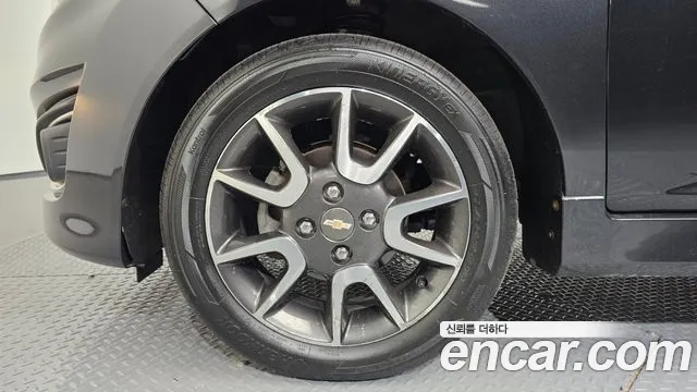 Chevrolet Spark 2014 thumb 12