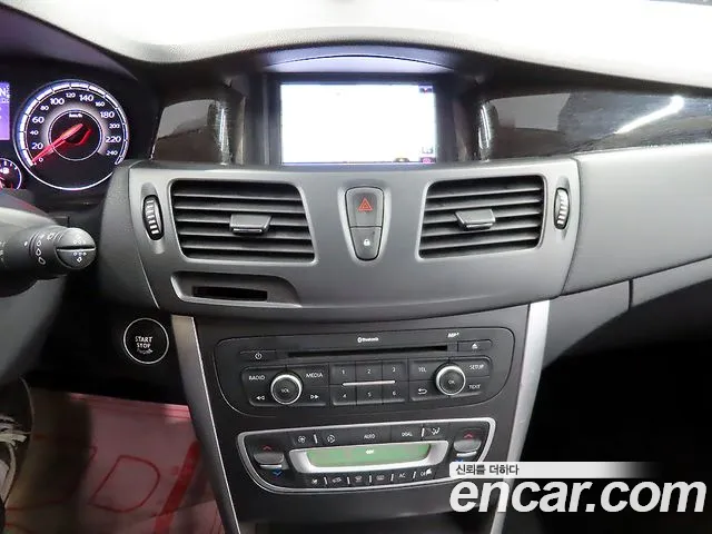 Renault SM5 2015 thumb 6