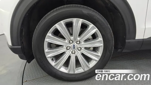 Ford Explorer 2021 thumb 5