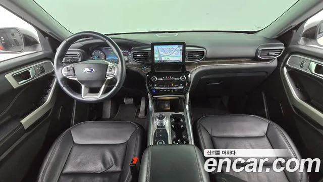 Ford Explorer 2021 thumb 7