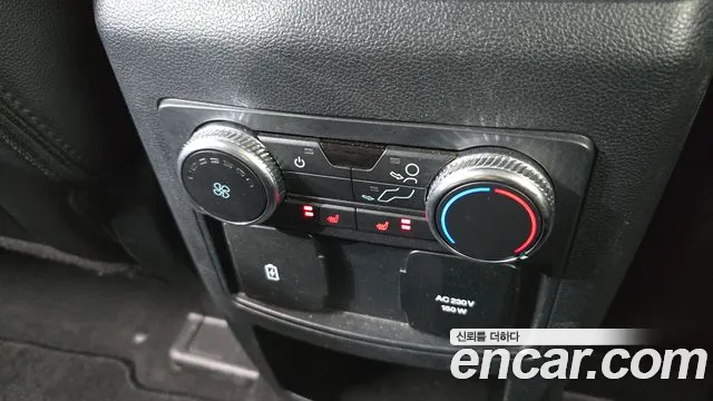 Ford Explorer 2021 thumb 12