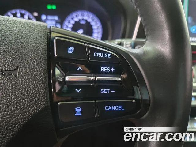 Hyundai Grandeur 2017 thumb 3