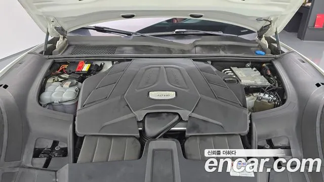 Porsche Cayenne 2019 thumb 11