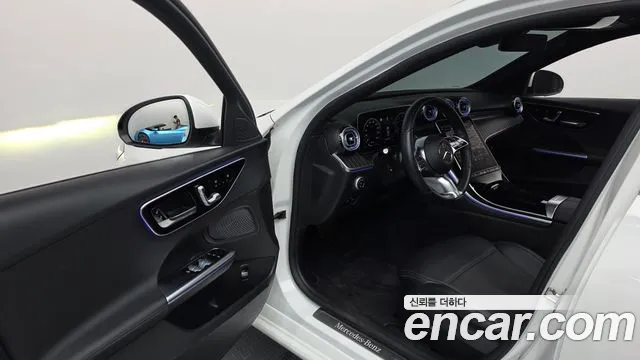 Mercedes-Benz C-Class 2022 thumb 5