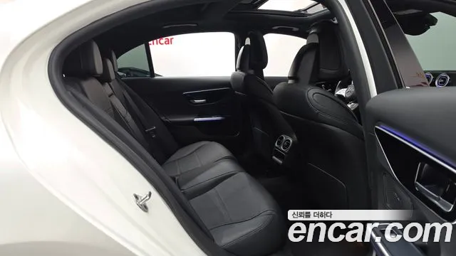 Mercedes-Benz C-Class 2022 thumb 3