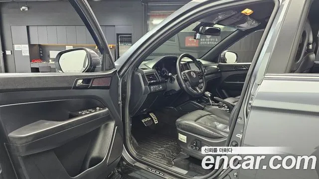KGM Rexton 2021 thumb 2