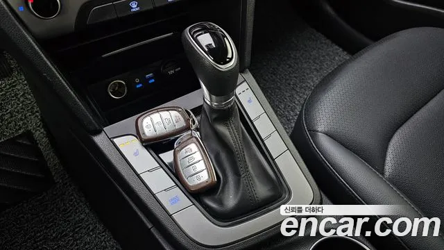 Hyundai Avante 2018 thumb 5