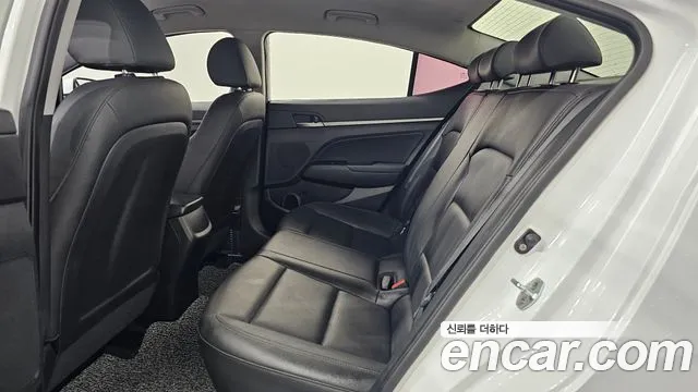 Hyundai Avante 2018 thumb 2