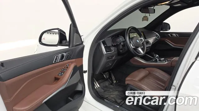 BMW X5 2021 thumb 11