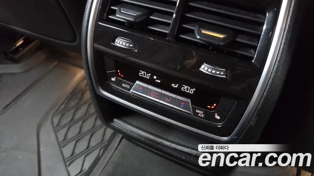 BMW X5 2021 thumb 3