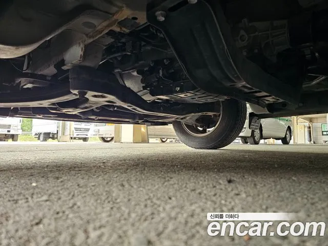 Hyundai Staria 2015 thumb 4