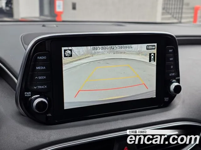 Hyundai Santa Fe 2018 thumb 12