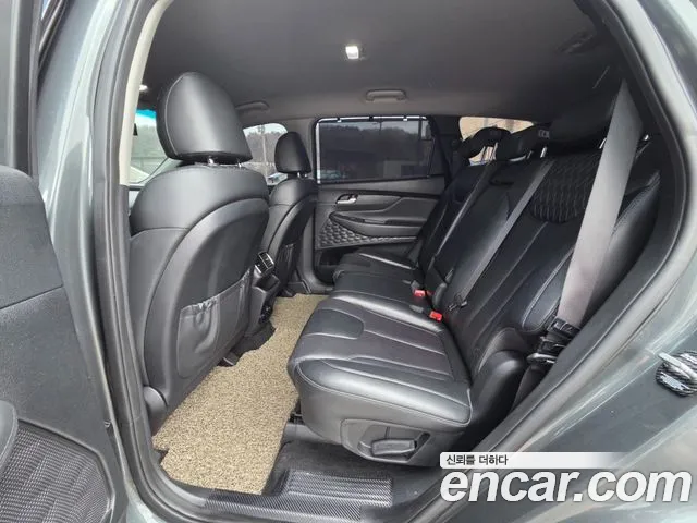 Hyundai Santa Fe 2018 thumb 3