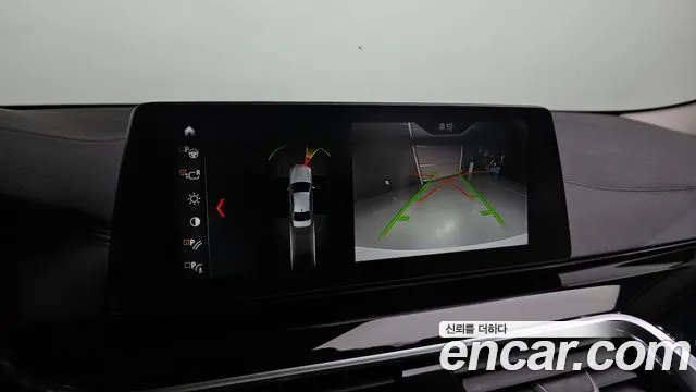 BMW 5 серии 2018 thumb 9