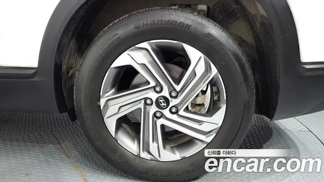 Hyundai Santa Fe 2023 thumb 9