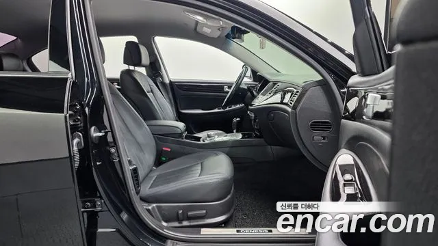 Hyundai Genesis 2012 thumb 8