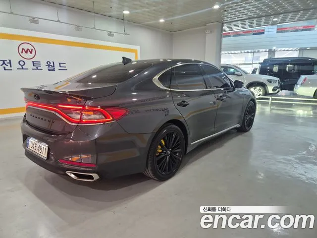 Hyundai Grandeur 2017 thumb 5