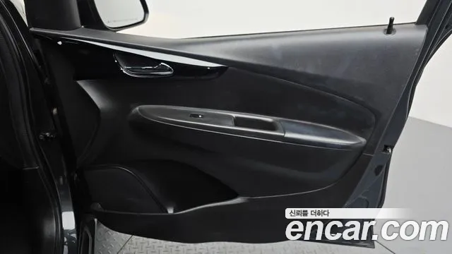 Chevrolet Spark 2021 thumb 10