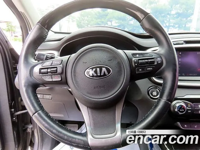 Kia Sorento 2015 thumb 9