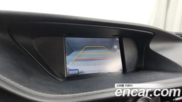 Lexus ES 300h 2012 thumb 2