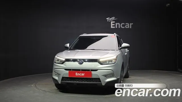 KGM Tivoli 2015 thumb 7