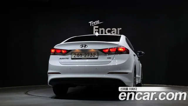 Hyundai Avante 2016 thumb 10