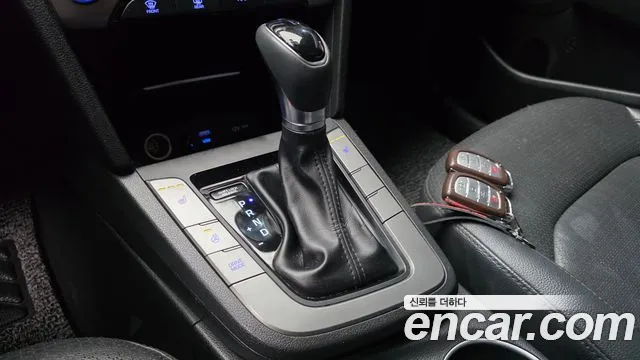 Hyundai Avante 2016 thumb 6