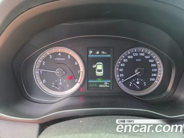 Hyundai Grandeur 2016 thumb 4
