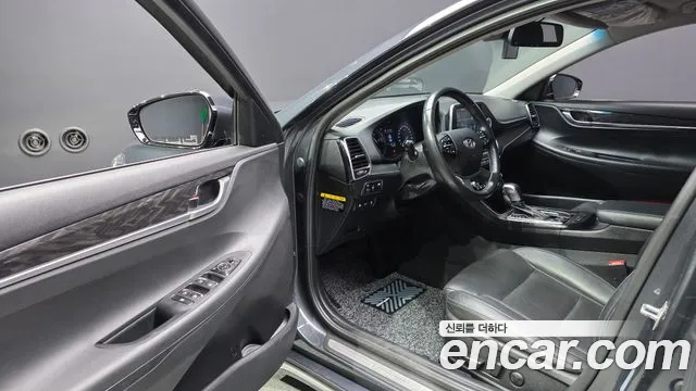Hyundai Grandeur 2017 thumb 8